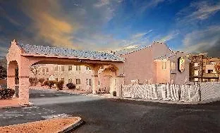 Super 8 By Wyndham Yucca Val/Joshua Tree Nat Pk Area-3