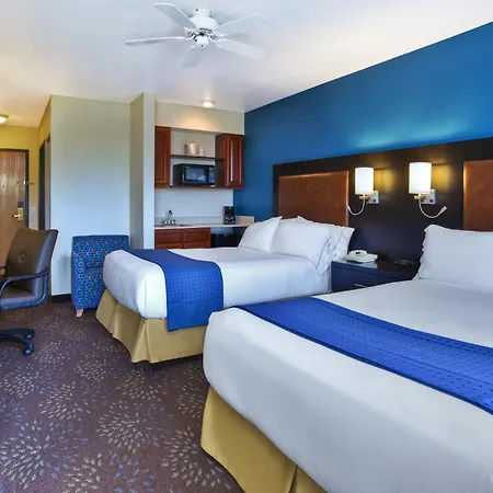 Holiday Inn Express Mackinaw City By Ihg-2