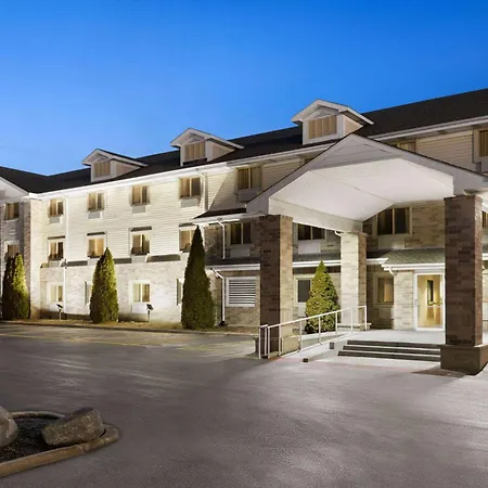 Super 8 By Wyndham Joliet I-55 N/Chicago-2