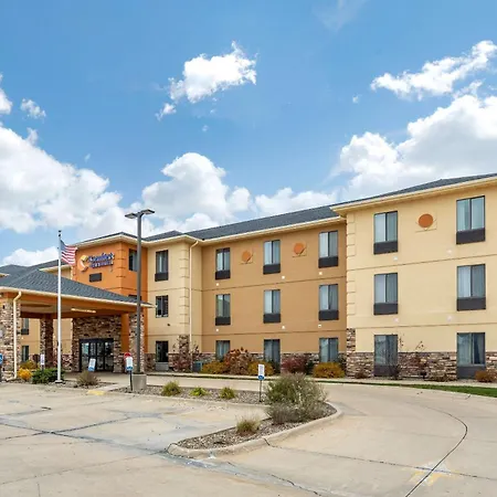 Comfort Inn & Suites Cedar Rapids North - Collins Road-2