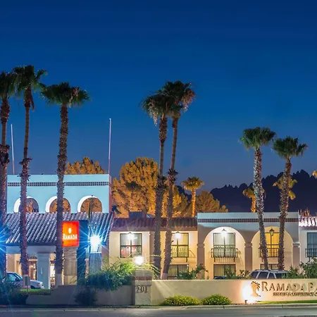 Ramada By Wyndham Las Cruces Hotel & Conference Center-3