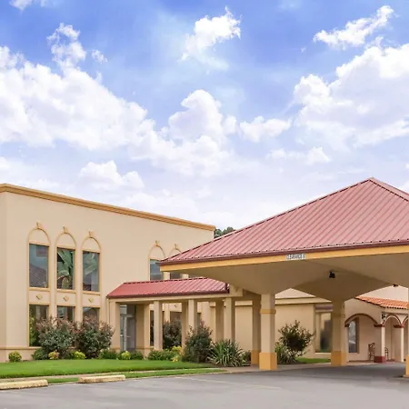 Howard Johnson By Wyndham Conway-2