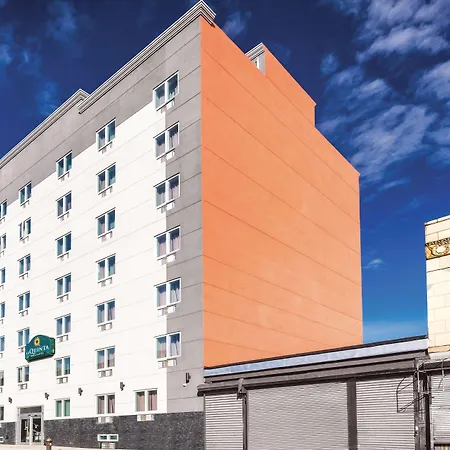 La Quinta By Wyndham Brooklyn Central-3
