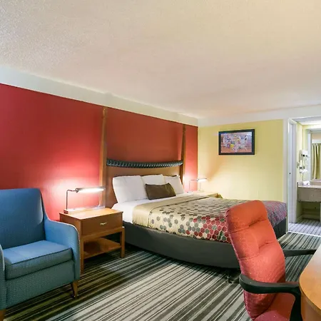 Econo Lodge Frederick I-70-3