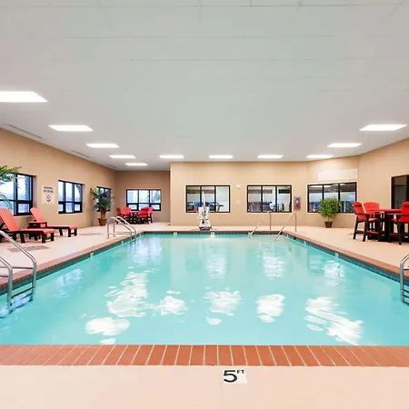 Hampton Inn Columbus/Taylorsville-2