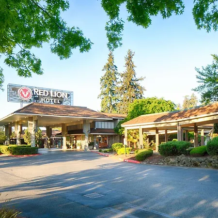 Red Lion Hotel Bellevue-3