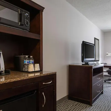 Hilton Garden Inn Lynchburg-3