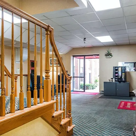 Econo Lodge Manchester-2