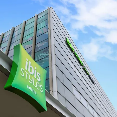 ibis Styles Amsterdam Airport-2