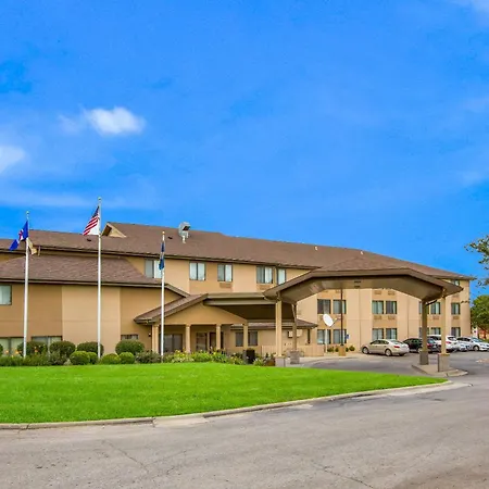 Quality Inn & Suites Lawrence - University Area-3