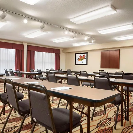 Hampton Inn Forrest City-3