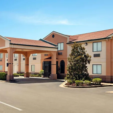 Super 8 By Wyndham Clinton-2