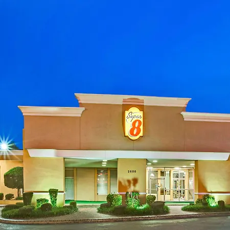 Super 8 By Wyndham Norman-2