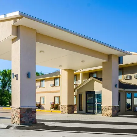 Quality Inn Great Bend-3