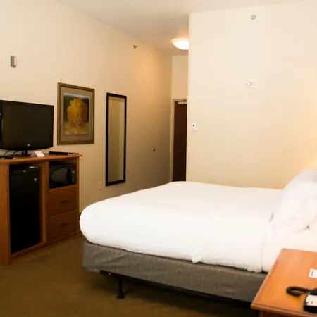 Holiday Inn Express & Suites - Mason City By Ihg-3
