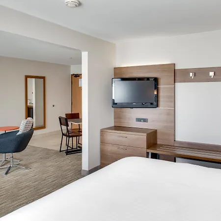 Holiday Inn Express Hotel & Suites Chickasha By Ihg-2