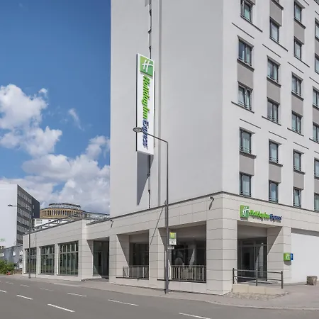 Holiday Inn Express - Cologne - City Centre-3