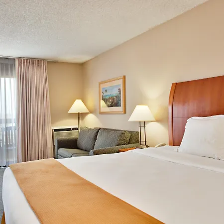 Holiday Inn Express Hotel & Suites Ventura Harbor By Ihg-2