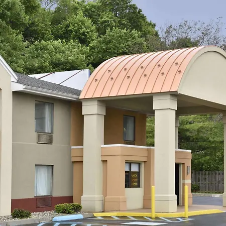 Howard Johnson By Wyndham Allentown/Dorney Hotel & Suites-2