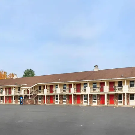Econo Lodge Sturbridge Route 20-3