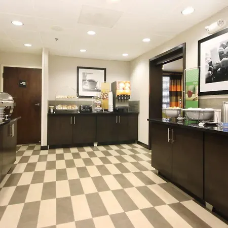 Hampton Inn Overland Park-3
