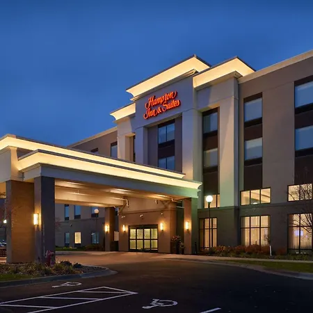 Hampton Inn & Suites Rogers-3