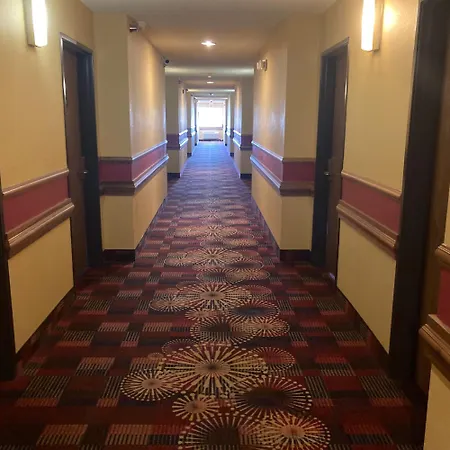 Super 8 By Wyndham Martinsville-2