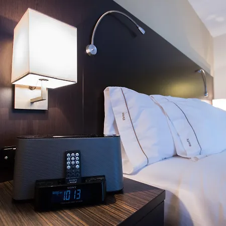 Holiday Inn Express & Suites Topeka West I-70 Wanamaker By Ihg-2