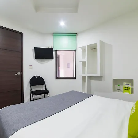 Hotel Expo Hotel Ferial-2
