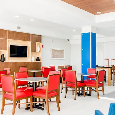 Holiday Inn Express Hotel & Suites Greenville By Ihg-2