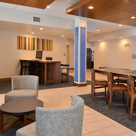 Holiday Inn Express & Suites - Southgate - Detroit Area By Ihg-3