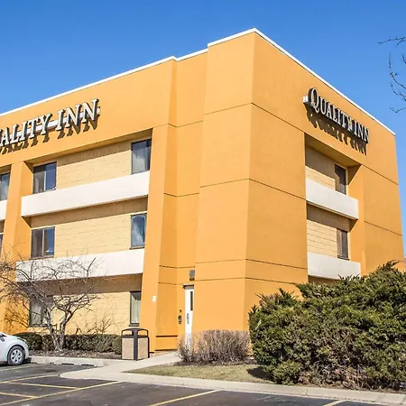 Quality Inn Elgin I-90-3