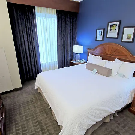 Hilton Garden Inn Westbury-2
