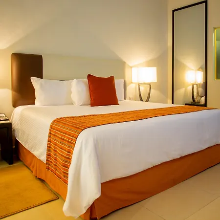 Sunscape Akumal Beach Resort & Spa-3