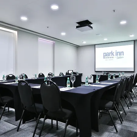 Park Inn By Radisson Berrini-2