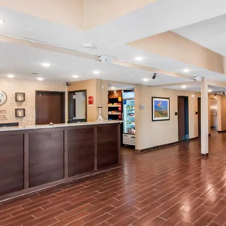 Comfort Suites-3