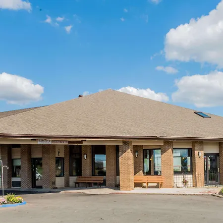 Baymont By Wyndham Lancaster-3