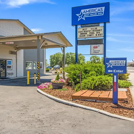 Americas Best Value Inn Burns-3