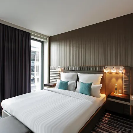 Steigenberger Airport Hotel Berlin-2