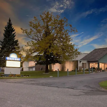 Days Inn By Wyndham International Falls-2