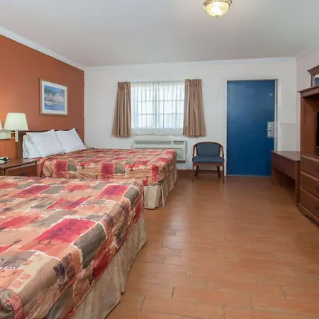 Knights Inn Arcadia-2