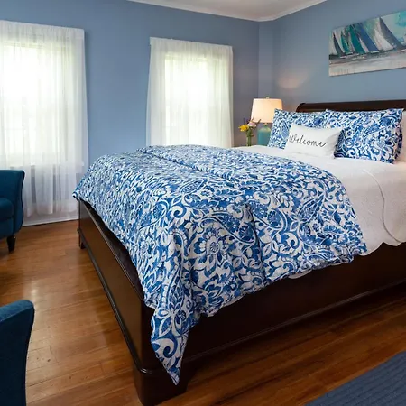 1802 House Bed & Breakfast-2