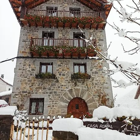 Casa rural ELURKOIA-3