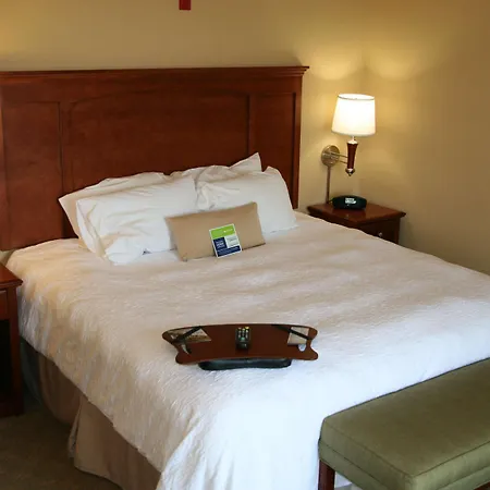 Hampton Inn & Suites Paducah-2