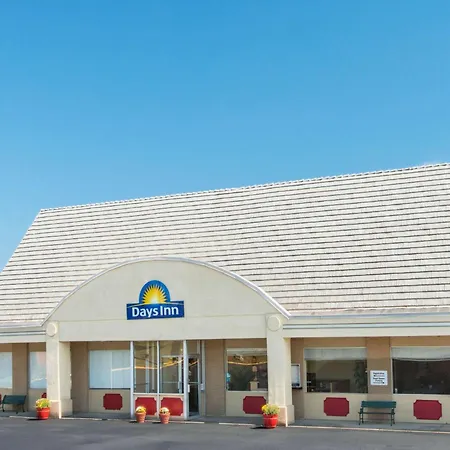 Days Inn By Wyndham Frankfort-3