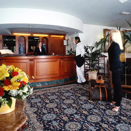 Hotel Savoy Palace-2