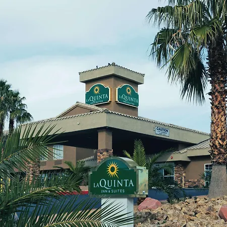 La Quinta Inn & Suites By Wyndham Lv Tropicana Stadium-3