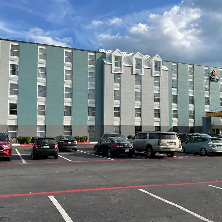 Comfort Inn & Suites Staunton-2
