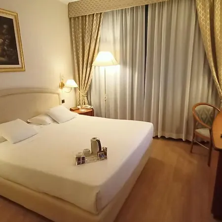 Best Western Hotel Globus City-3
