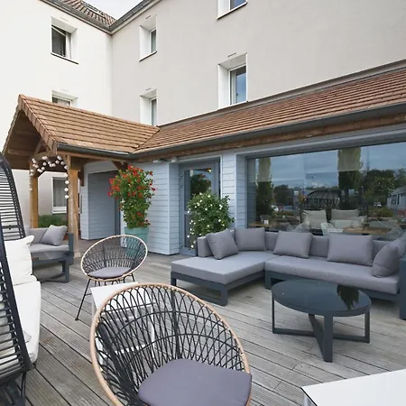 Konine - Hotel & Bar & Restaurant-3